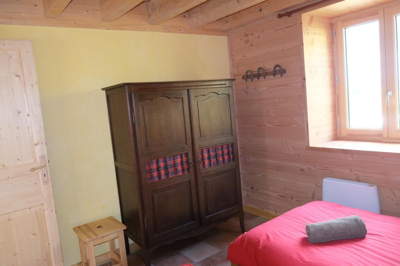 Gite Le Corral Cheminas Exterior photo